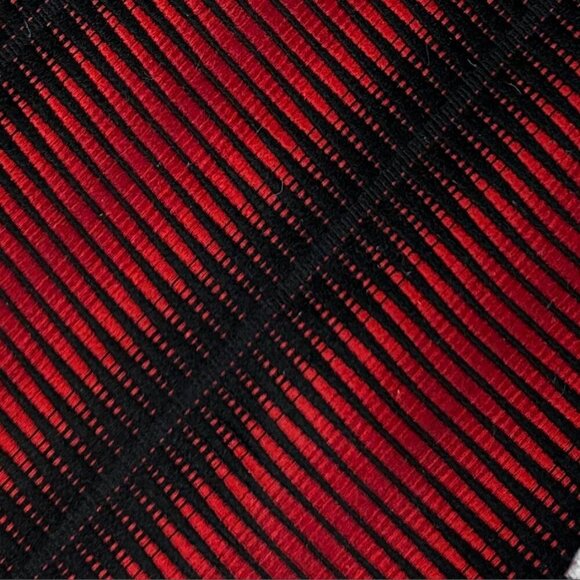 Fratelli Men's Red Black Italy Striped Silk Tie - Picture 3 of 5